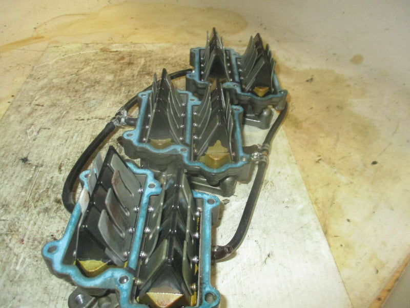 Suzuki DT150 150hp outboard intake manifold with reeds (13110-87D10-0ED)