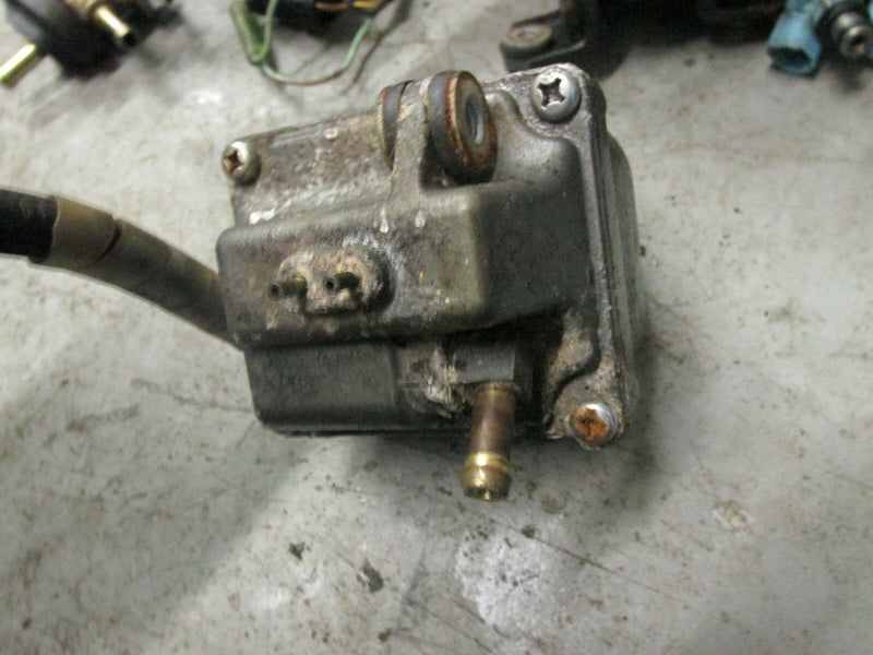 1994 Suzuki outboard DT 200hp 2-stroke fuel vapor separator 15601-92E01-OED