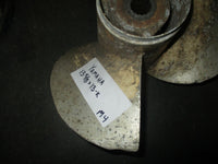 Load image into Gallery viewer, Yamaha outboard alluminum propeller 13 5/8 by 13-K
