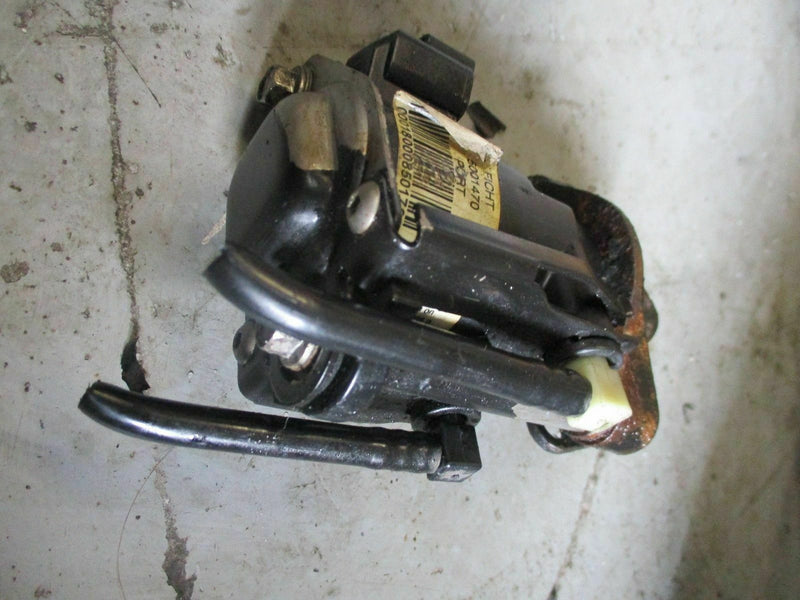 2000 Evinrude Ficht 225hp outboard fuel injector port 5001470