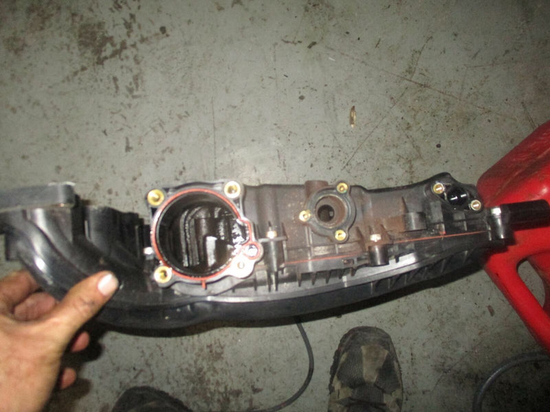 Suzuki DF150 150hp outboard intake manifold (13110-96J00)