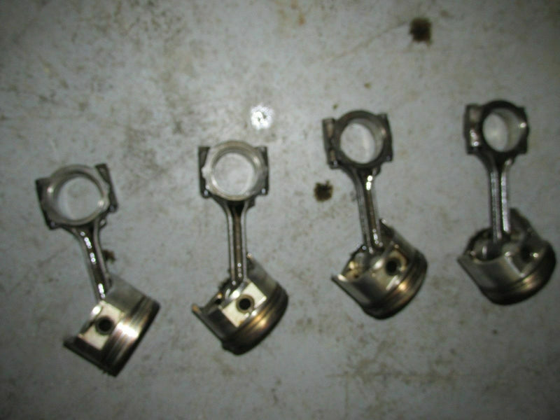 2000 Suzuki outboard DF60 hp 06001F-031341 4-stroke piston and rod 12111-99E01