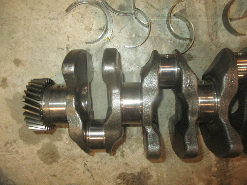 Suzuki DF115 115hp outboard small taper crankshaft (12220-90J01)