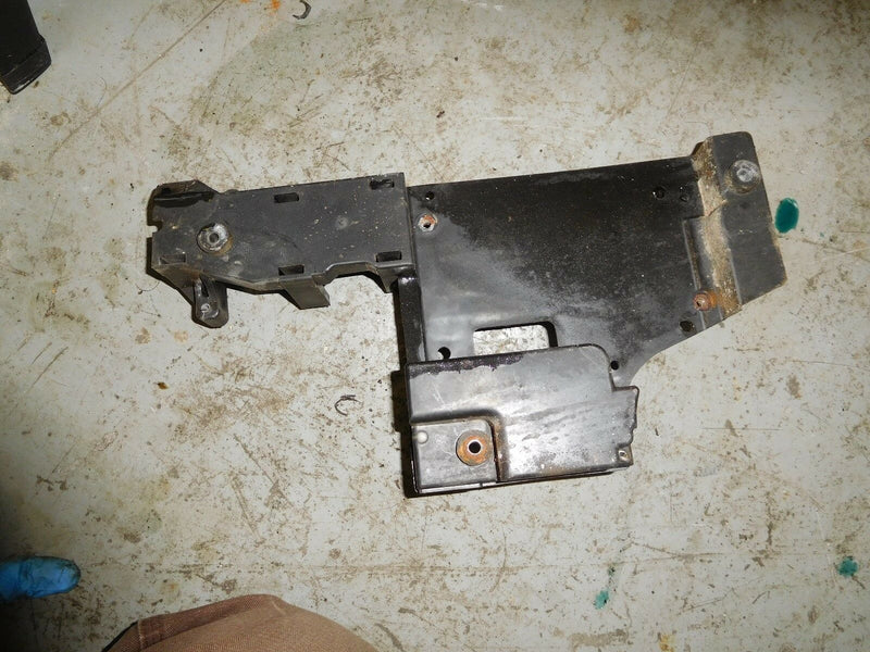 2002 Suzuki outboard DT 225hp 22501-25065 electronics mounting plate