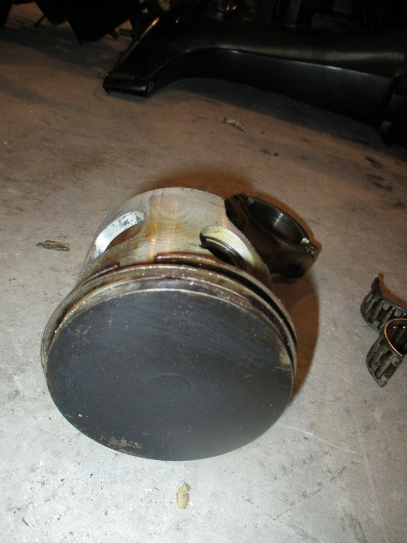 Evinrude 200hp 2 stroke outboard 0.30 oversized port piston and rod (3018P3)