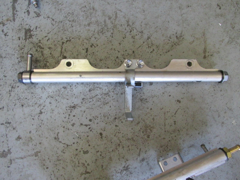 2012 Suzuki Outboard DF115 hp fuel rail 15751-90J03