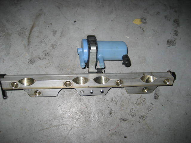 Suzuki Outboard DF 90 100 115 140 hp Fuel Rail Pipe Delivery 15750-90J00