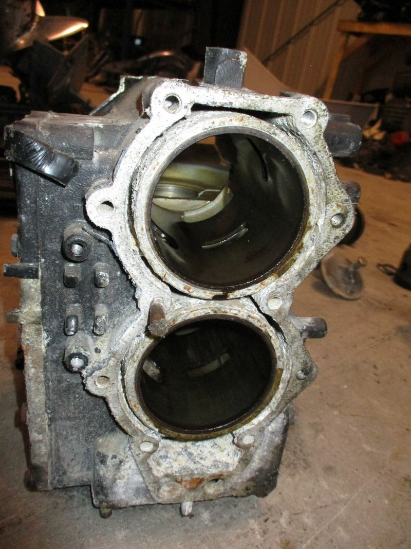 Evinrude 40hp 2 stroke outboard crankcase block