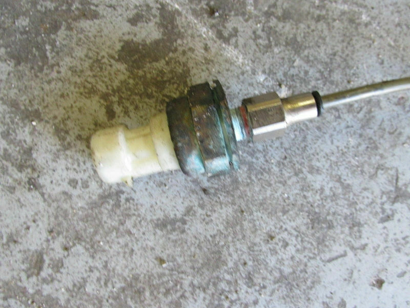 Mercury outboard 275 hp 2.6L Verado pressure sensor 881879-9