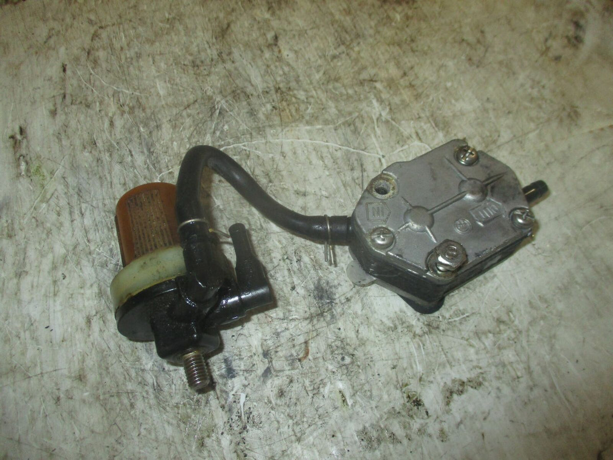 Yamaha Pro 50hp outboard fuel pump and filter (6A0-24410-05-00)