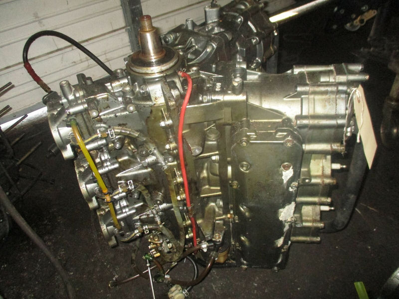 Suzuki DT150 150hp outboard crankcase powerhead