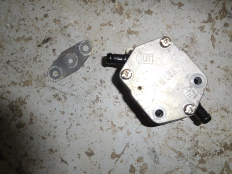 2000 yamaha 150 SWS OX66 V6 outboard fuel pump 6e5-24410-10-00