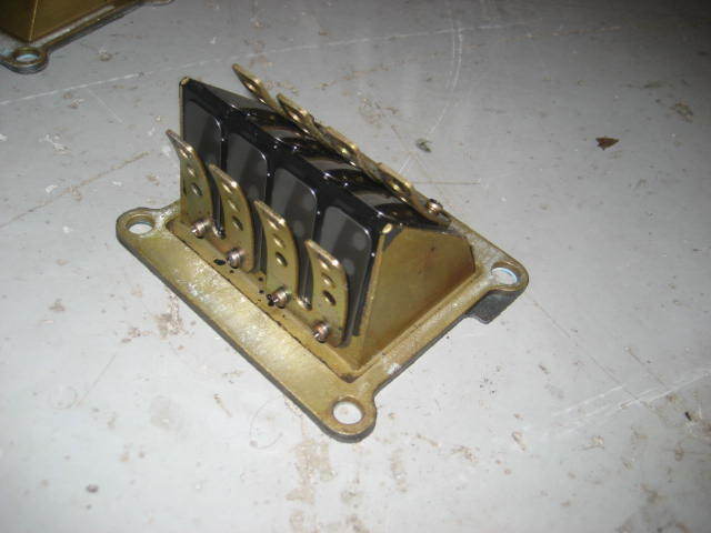 Suzuki Outboard DT 140 115 Hp Reed Valve Intake 13150-94502