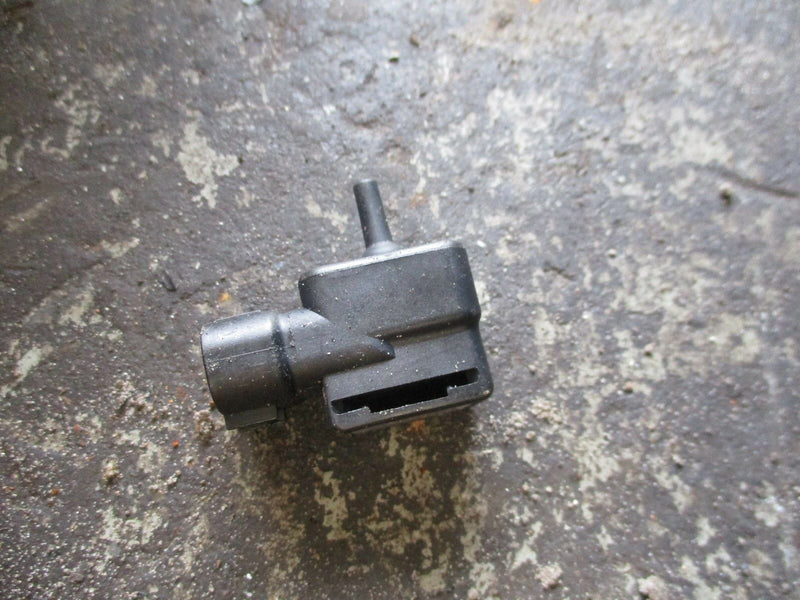 1996 Suzuki DT115 2 stroke outboard map sensor 18590-72F21