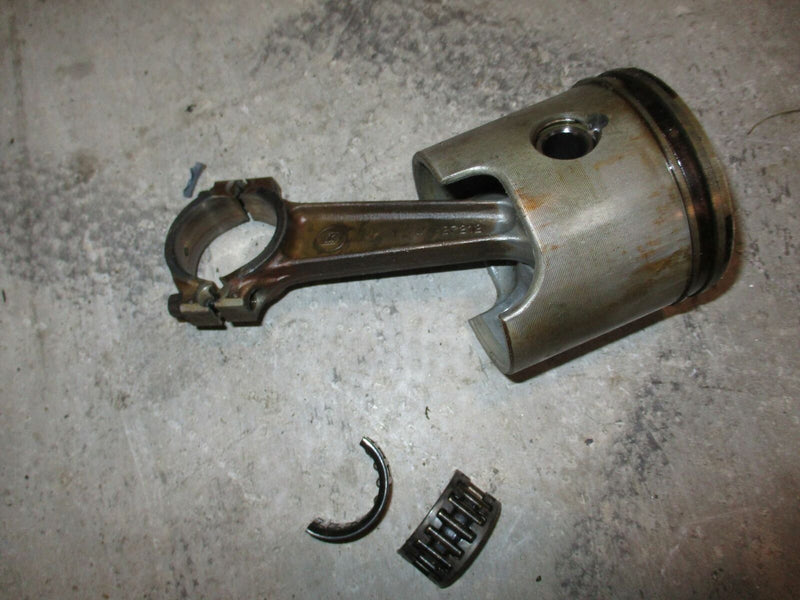 Evinrude 40hp 2 stroke outboard piston and rod (327212)