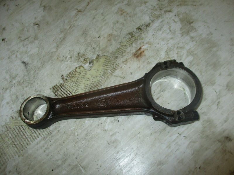 Johnson Evinrude outboard connecting rod (321712)