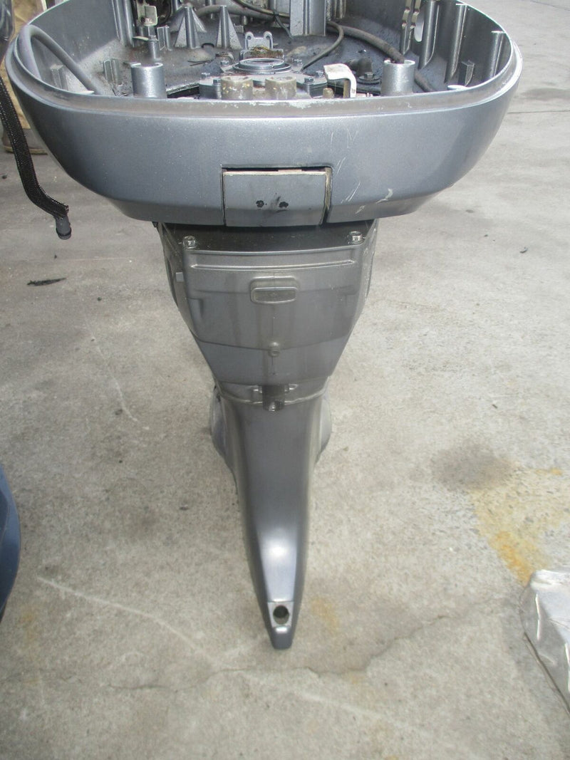 Yamaha 115hp 4 stroke outboard 25" shaft midsection