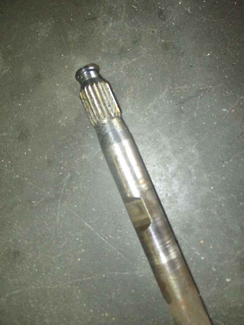 Johnson outboard drive shaft measures 29 3/4"