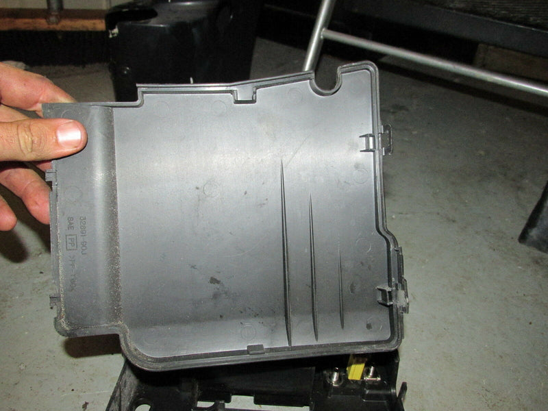 2001 Suzuki outboard DF90 Electronics Box and Cover 32840-90J01