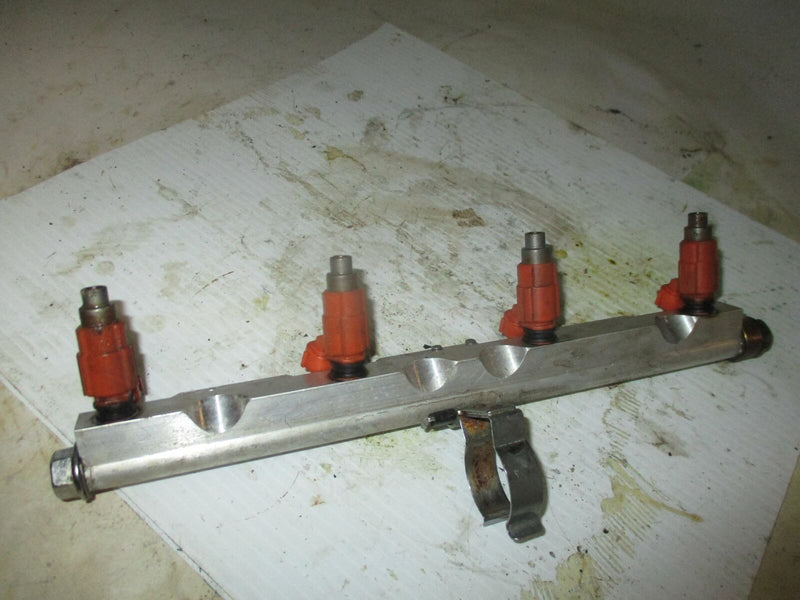 Johnson/ Suzuki DF115 outboard fuel rail with injector set