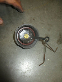 Load image into Gallery viewer, Johnson Evinrude outboard remote oil tank cap

