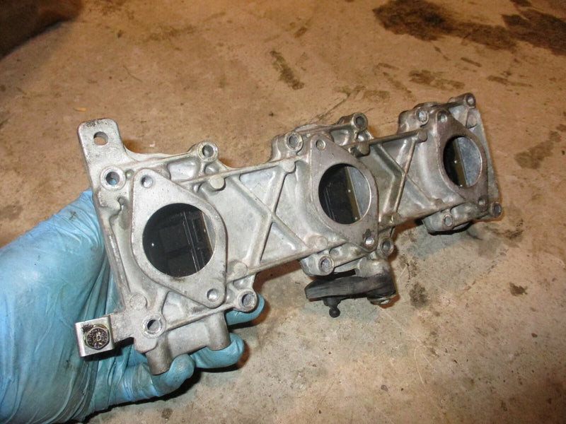Yamaha 75hp 2 stroke outboard intake manifold with reeds (688-13641-00-94)