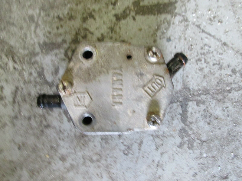 1990 Yamaha saltwater series carbureted 250 ETXD fuel pump 6E5- 24410-03-00