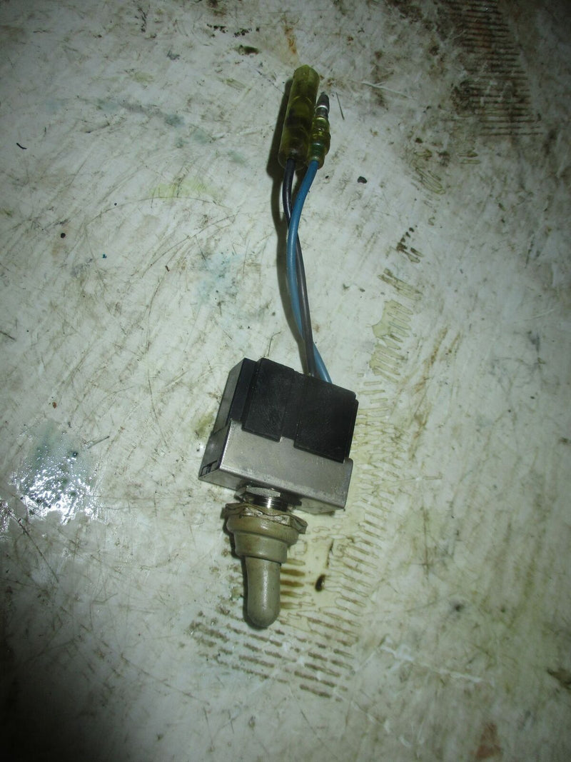 Yamaha SWS 200hp outboard emergency oil switch (6R3-8259E-00-00)