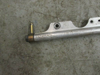 Load image into Gallery viewer, 2006 Suzuki outboard DF140 4-stroke fuel rail 15751-90J03
