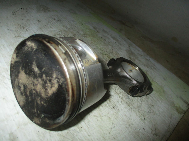 Suzuki DF70 70hp outboard piston and rod (12111-99E01)