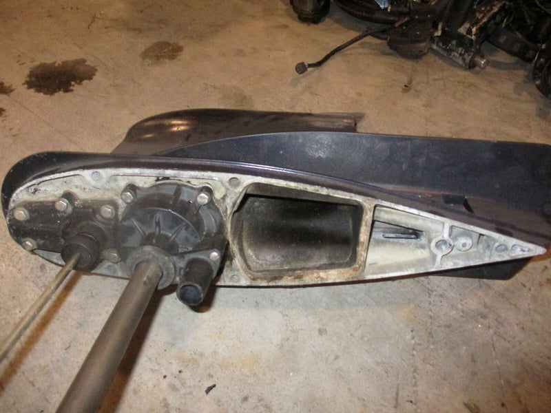 Evinrude 100hp 2 stroke outboard lower unit with 20" shaft