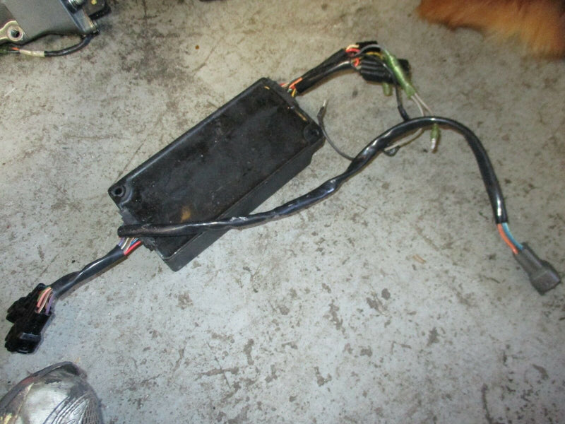 1996 Suzuki DT200 2-stroke outboard Ignition control unit 88D4