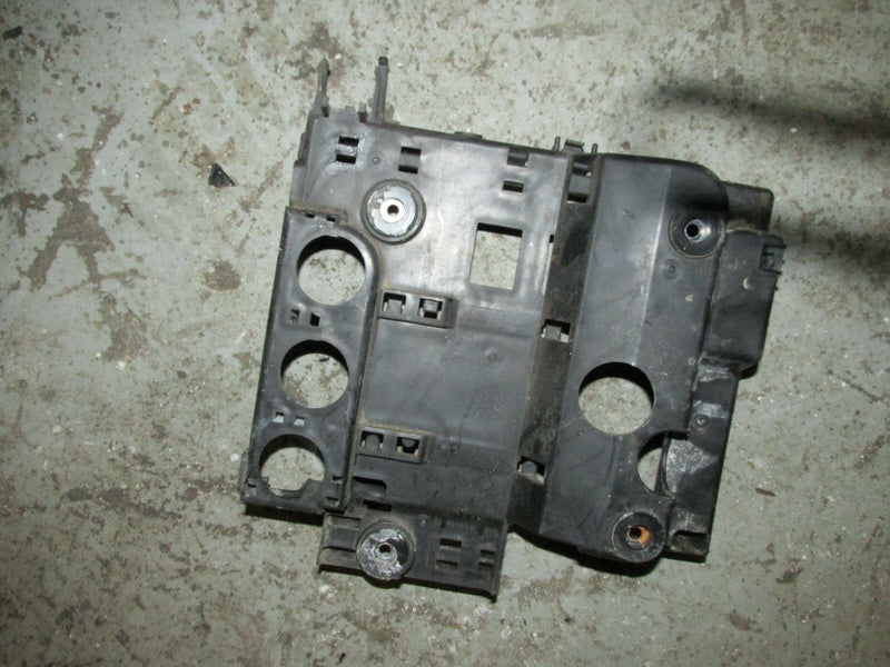 2000 Suzuki Outboard DF 70 hp 07001F-032459 electronics box 32890-99E00