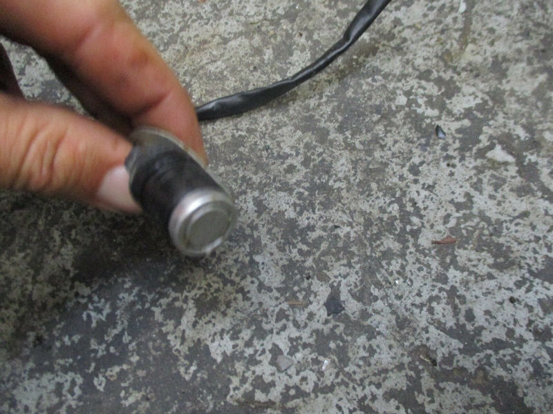 1998 Suzuki Outboard DT225 2-stroke thermoswitch