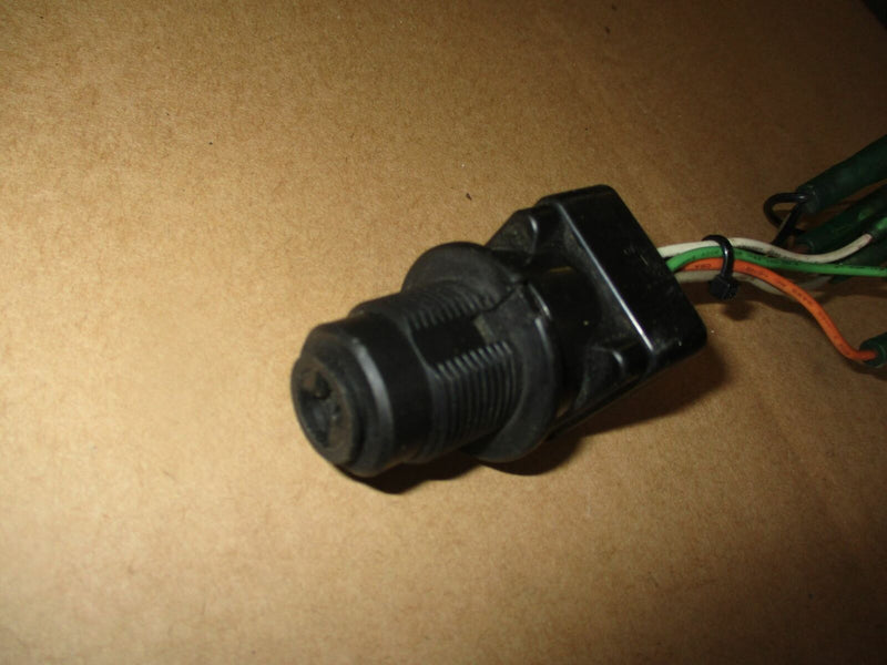 Suzuki outboard ignition switch (no key)