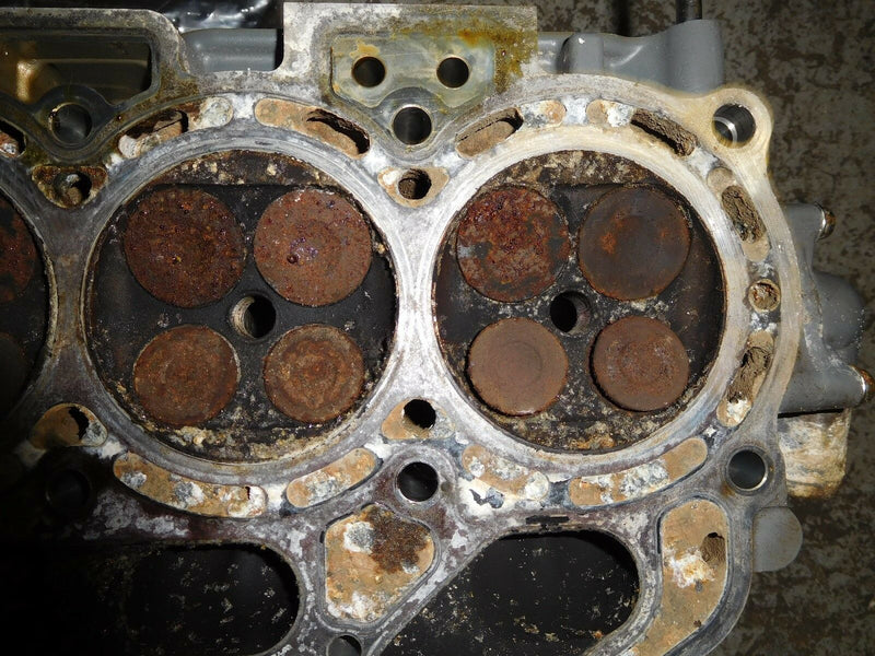 2004 johnson 90hp J90PL4SR cylinder head 4 stroke