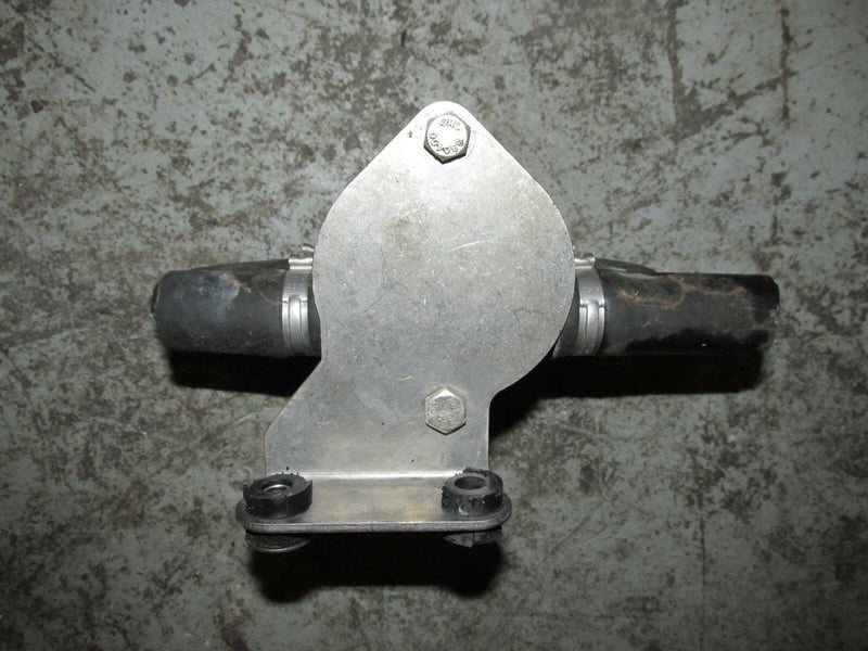 2003 Evinrude Ficht 200hp 2-stroke V-6 VST blow off valve 5001495