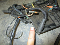 Load image into Gallery viewer, Johnson/Evinrude CDI Power Pack 586212 185-225hp V6 CutWires/BrokenMountPlate
