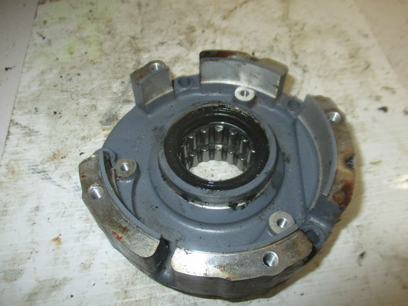 Yamaha HPDI 200hp outboard upper bearing carrier (68F-15163-00-94)
