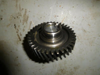 Load image into Gallery viewer, 2001 Suzuki Outboard DF90 Driven Gear 12732-90j00
