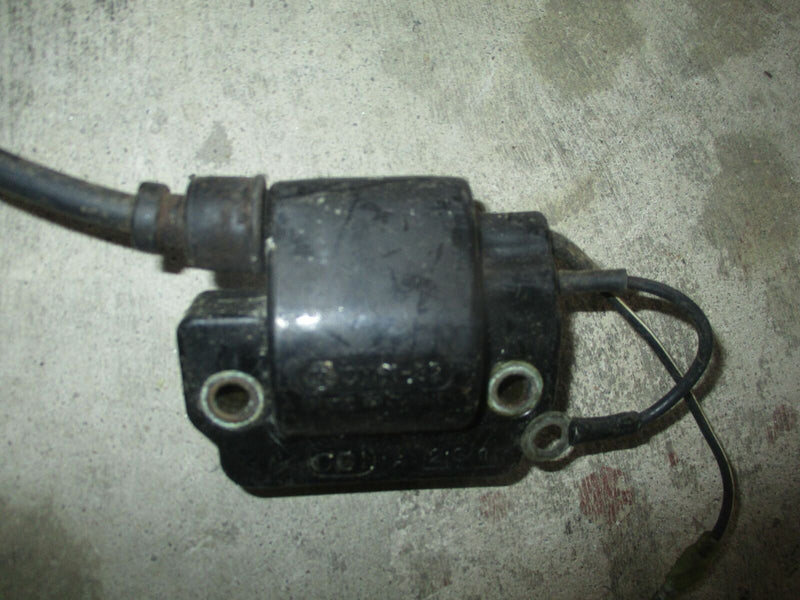 Yamaha outboard black plug ignition coil (CM61-32) 6E5-85570-11