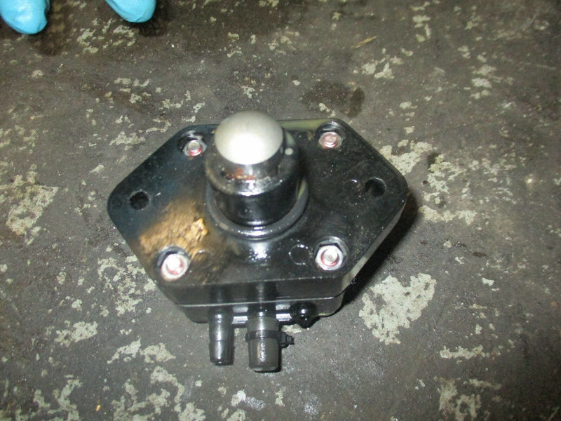2015 Yamaha outboard F25SEHA 4-stroke fuel pump 62y-24410-04