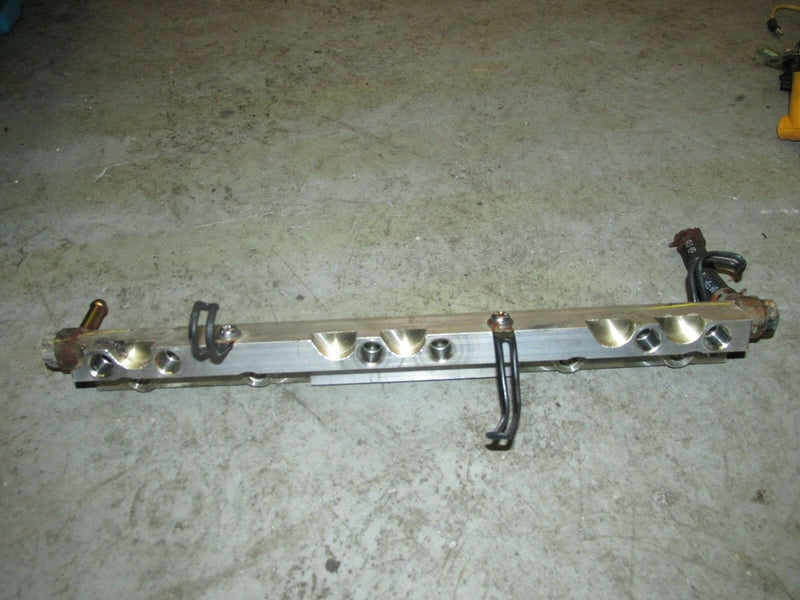 1994 Suzuki outboard DT 200hp 2-stroke fuel rail 15750-92E04