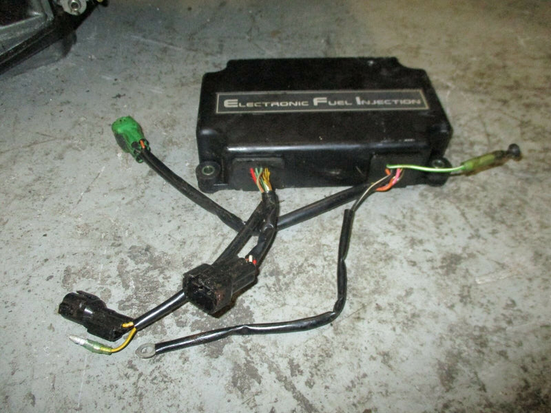 2000 Suzuki DT225 outboard 2 stroke electronic fuel injection unit 33920-92EA0