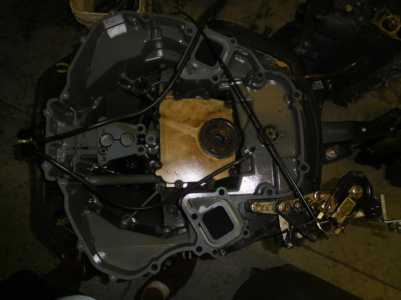 2004 Suzuki Df250 outboard 25" Mid section