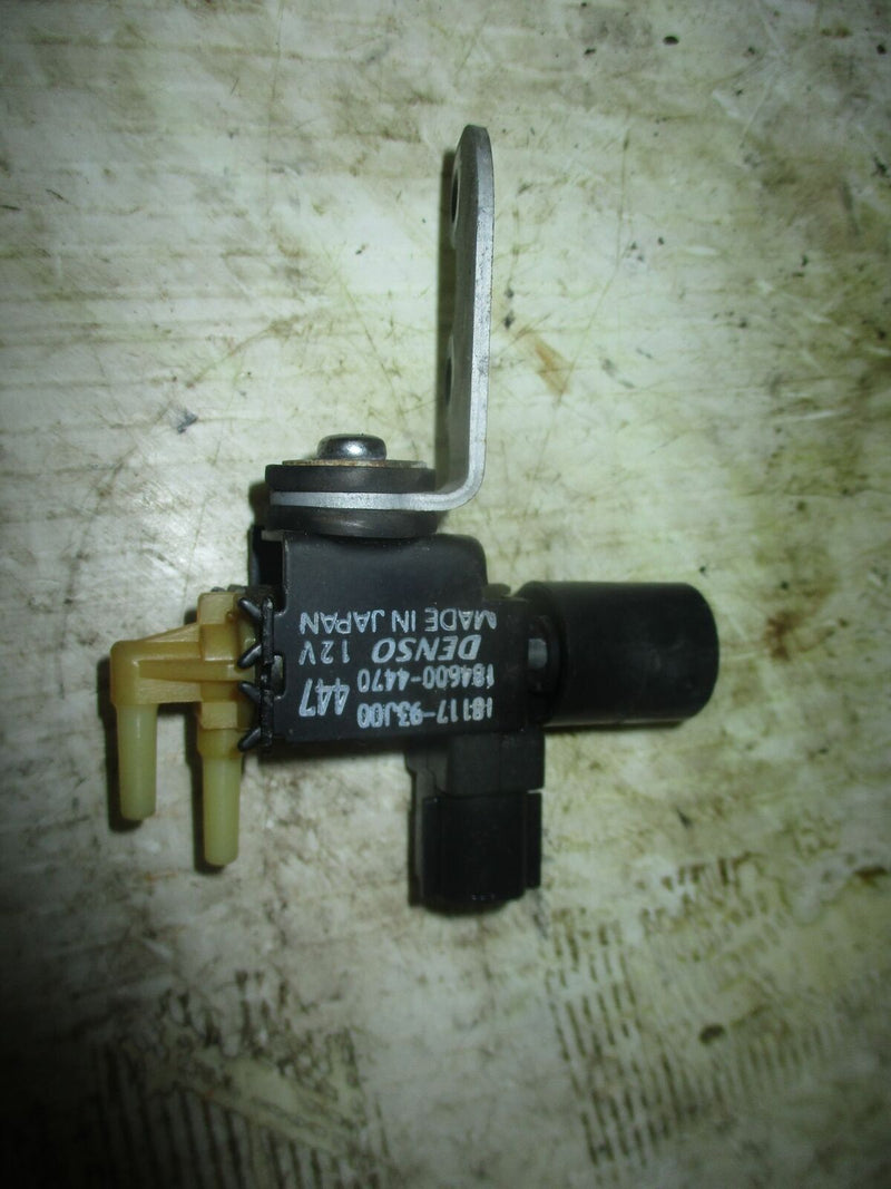 Suzuki DF175 175hp outboard pressure regulator (18117-93J00)