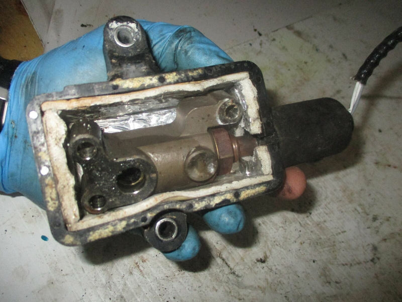Yamaha HPDI 200hp outboard oxygen sensor (68F-8592A-00-00)