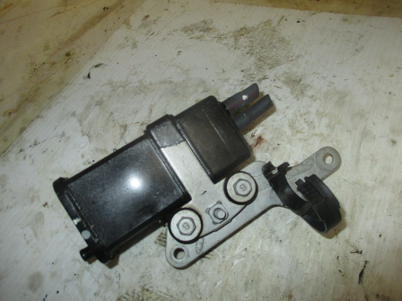 Yamaha 300hp 4 stroke outboard air canister (69J-24170-00-00)