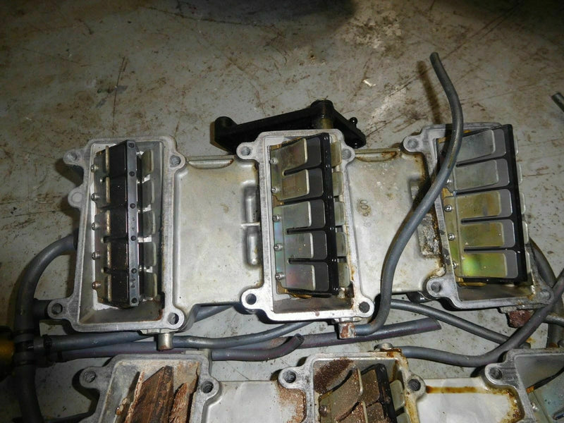 1995 Yamaha outboard 225 hp V-X SWS-stroke intake manifold reeds 61A-13610-01-00