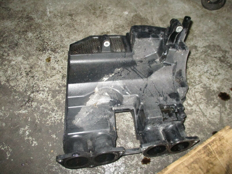 2005 Yamaha 150 hp 4-stroke outboard intake silencer 63p-14440